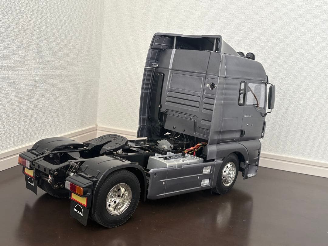 タミヤ　1/14 MAN 4×2用パーツSET
