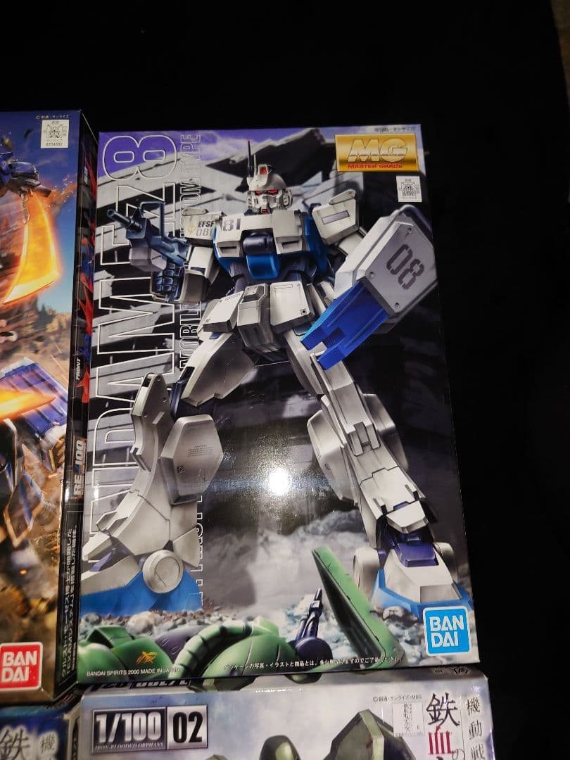 RE MG 1/100 イフリート改 Ez-8 グレイズ シュヴァルベグレイズ