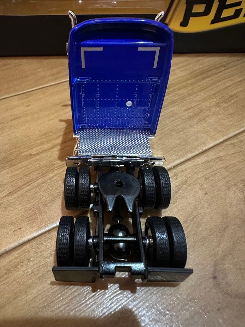 COSCO 青 トレーラー 1/64 スケール