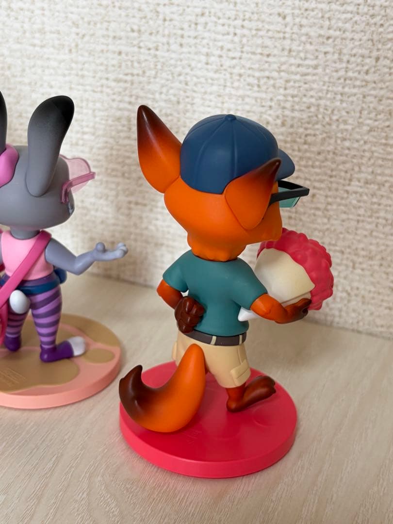 ズートピア2　popmart ニック ジュディ クロウハウザー