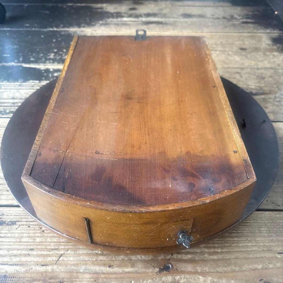 大正頃の吉田時計の木製丸時計　アンティーク時計　電池式