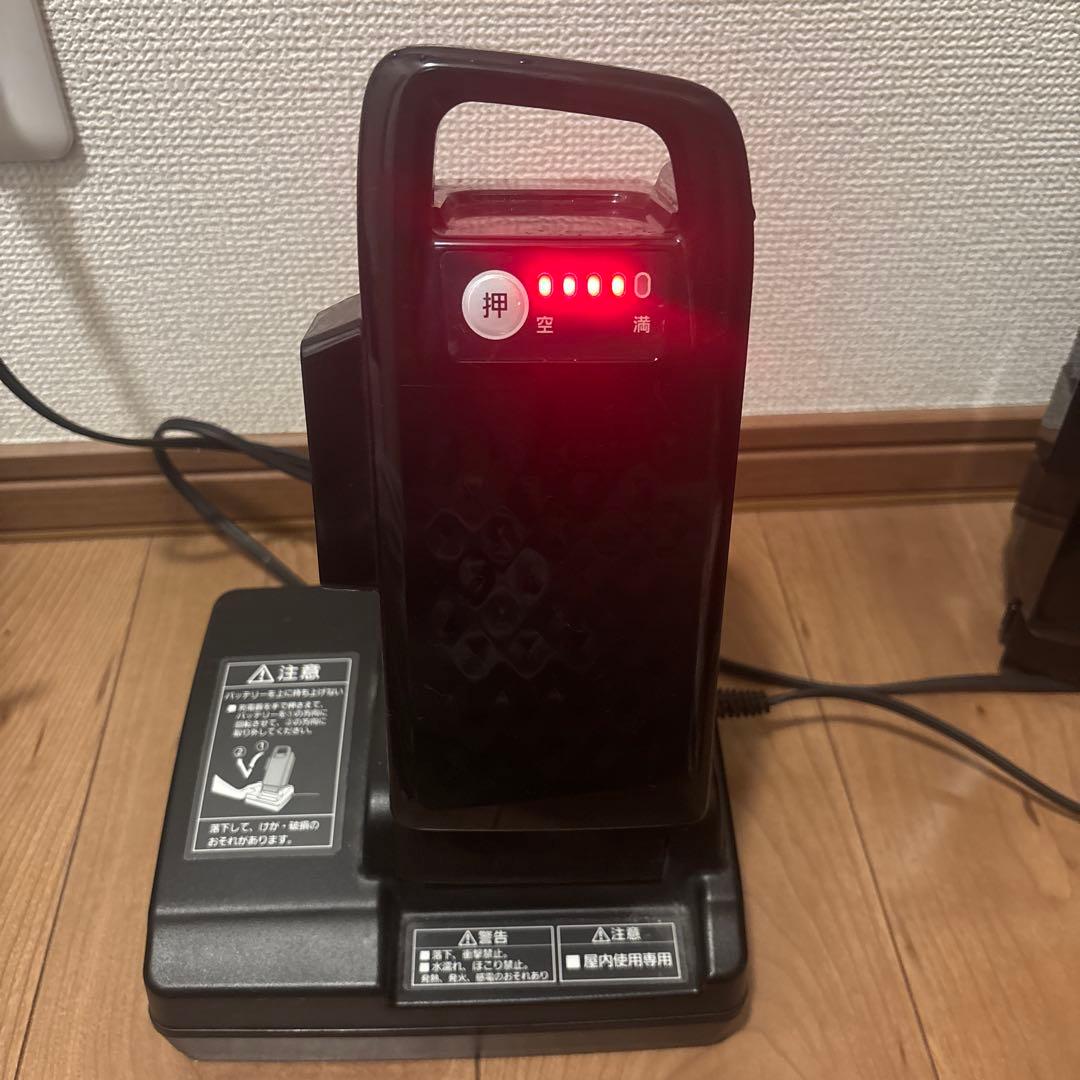 Panasonic NKJ069Z リチウムイオンバッテリー充電器