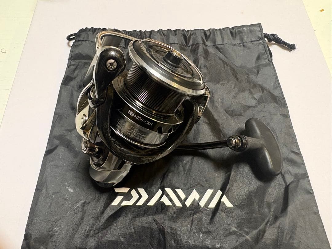 ダイワ　18カルディア LT4000-CXH 中古品