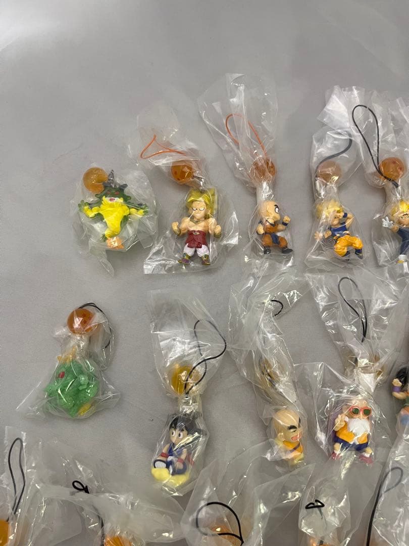 激レア　ドラゴンボールZ DBキャラストラップ 19種23個セット