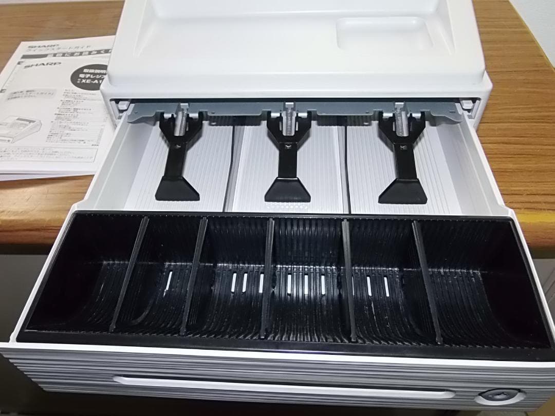 白320設定無料横型領収証シャープ８部門インボイスレジスターXE-A147