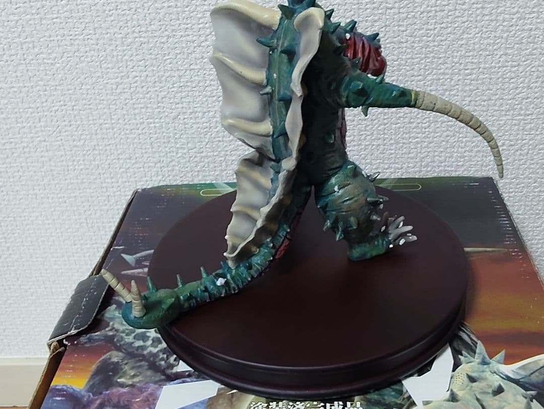 ミラーマン 宇宙怪獣ブラックゴン 完成品フィギュア 地球防衛軍秘密基地本部