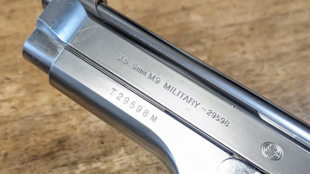 東京マルイ M92F クロームステンレス ガスブローバック　動作OK 美品