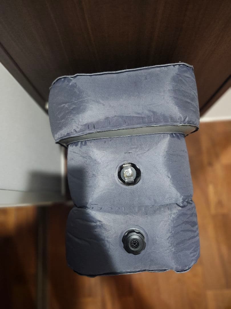 FLY-TOT フライトット 空気膨張式旅行用クッション