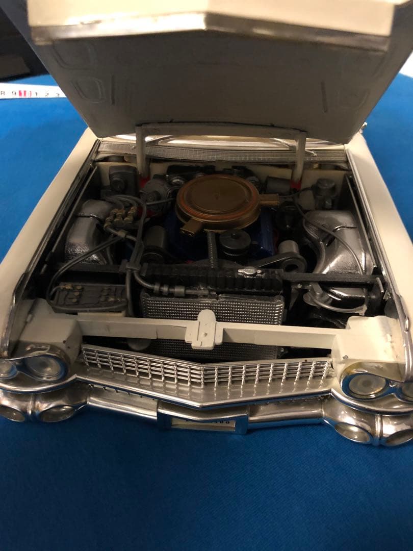 ミニカー1/12 CADILLAC ELDORADO
