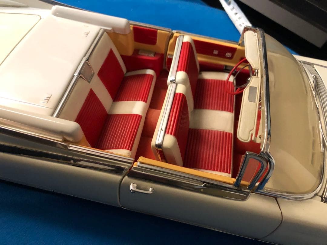ミニカー1/12 CADILLAC ELDORADO