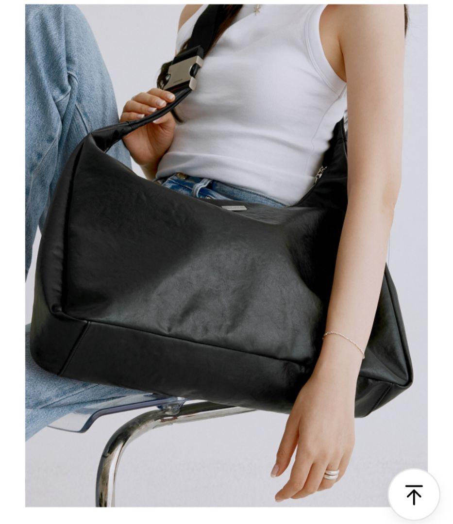 アイドル HAPPY S.COUPS DAY_CROSS BAG