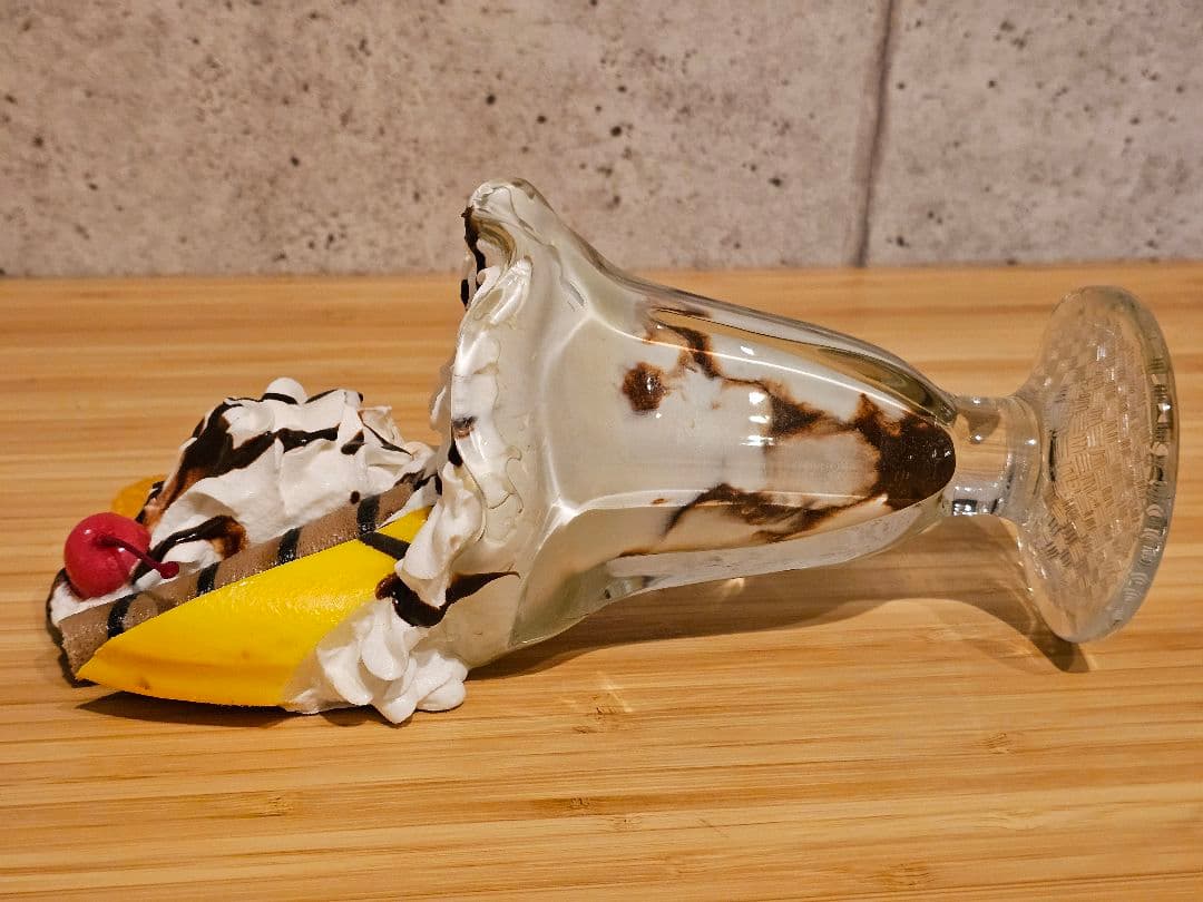 食品サンプル★倒れたパフェ