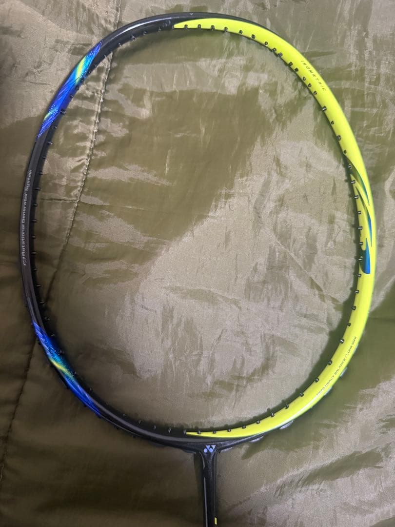 YONEX アストロクス77 4UG5 美品 廃盤 バドミントンラケット