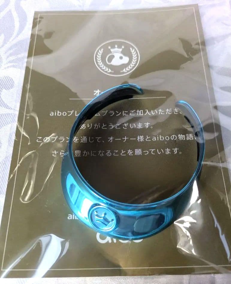 【新品】aibo メタリックターコイズブルー首輪・缶バッチ・2026カレンダー