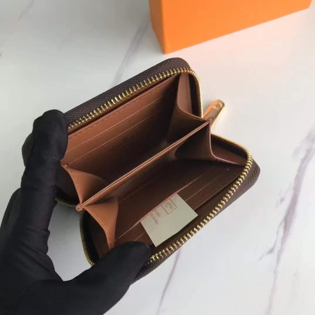 ルイヴィトン 小銭入
