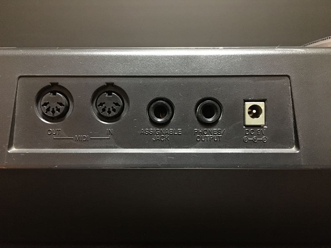CASIOキーボード　電子ピアノCTK-631