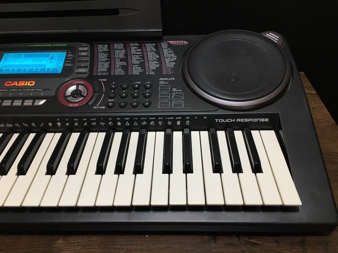 CASIOキーボード　電子ピアノCTK-631