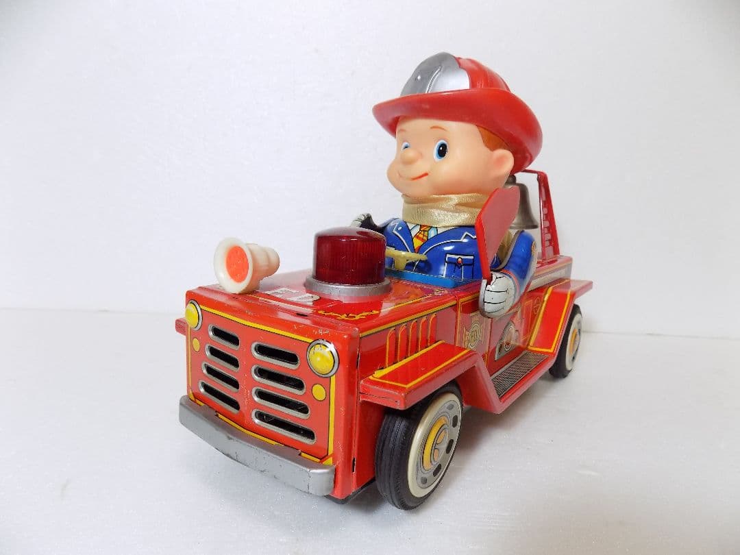 専用商品　マスダヤブリキ電動【FLAG FIRE ENGINE】※動作品