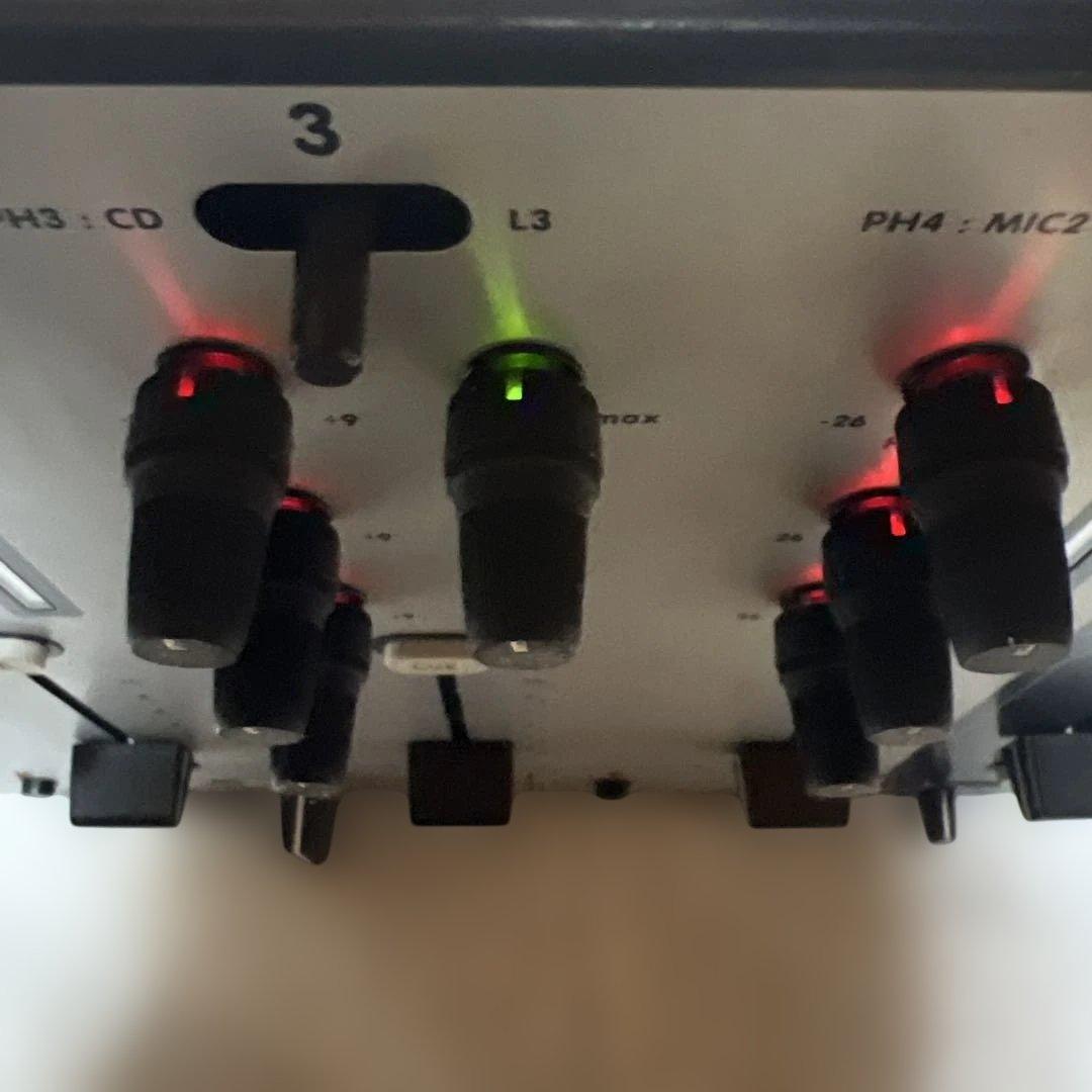 Stanton RM.404 DJミキサー