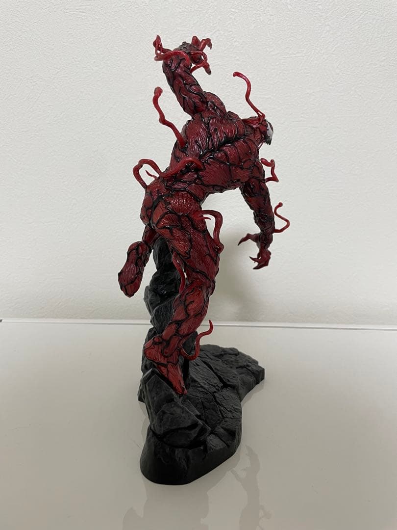 HAPPYくじ　VENOM A賞ヴェノム　LAST賞カーネイジ　フィギュア