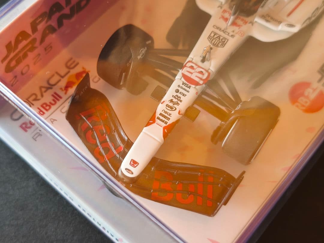 ミニチャンプス 京商 1/43 レッドブル RB21 F1 日本GP 角田裕毅