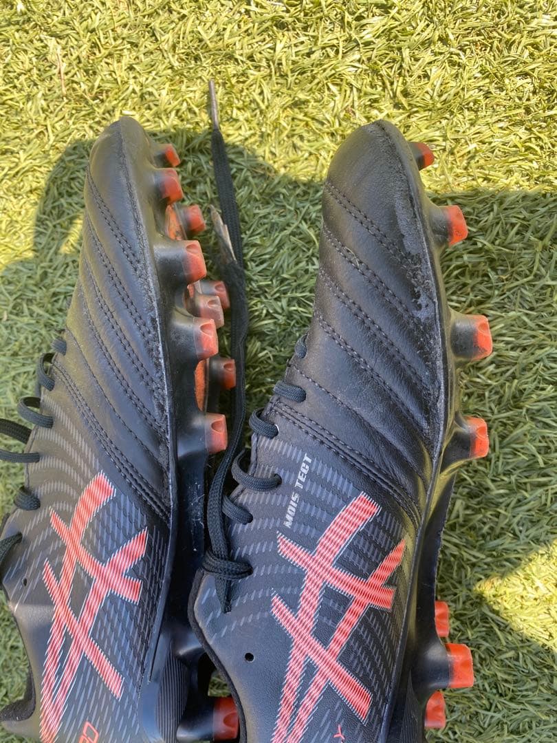 DS LIGHT X-FLY PRO 2　サッカースパイク　２４．０ｃｍ