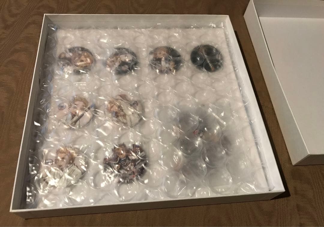 鬼滅の刃 幕間画集豪華版 立志編　銀幕画集豪華版 無限列車編　アクスタ 缶バッジ