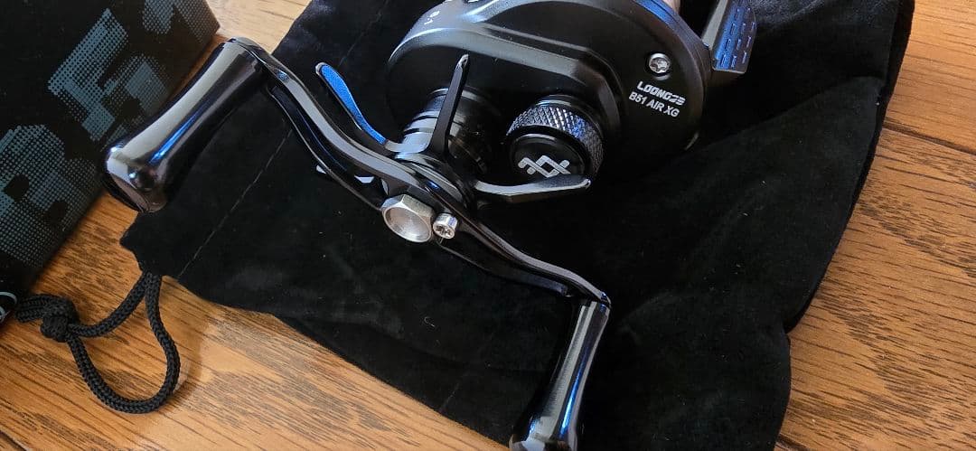 ローンズ　B51 MC-1　XG　マットブラック 新品替えスプール付き