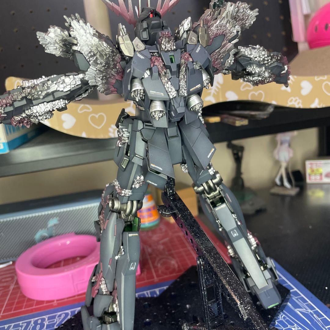 MGユニコーンガンダムバンシィ光の結晶体　塗装完成品