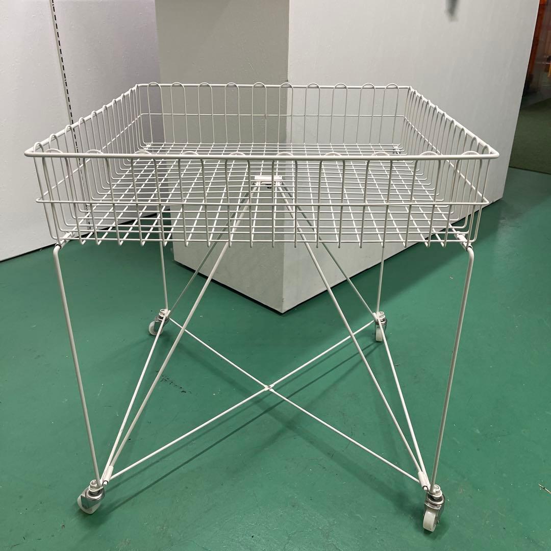 超美品！　バスケットワゴン　ホワイト　60cm 店舗用　4台セット
