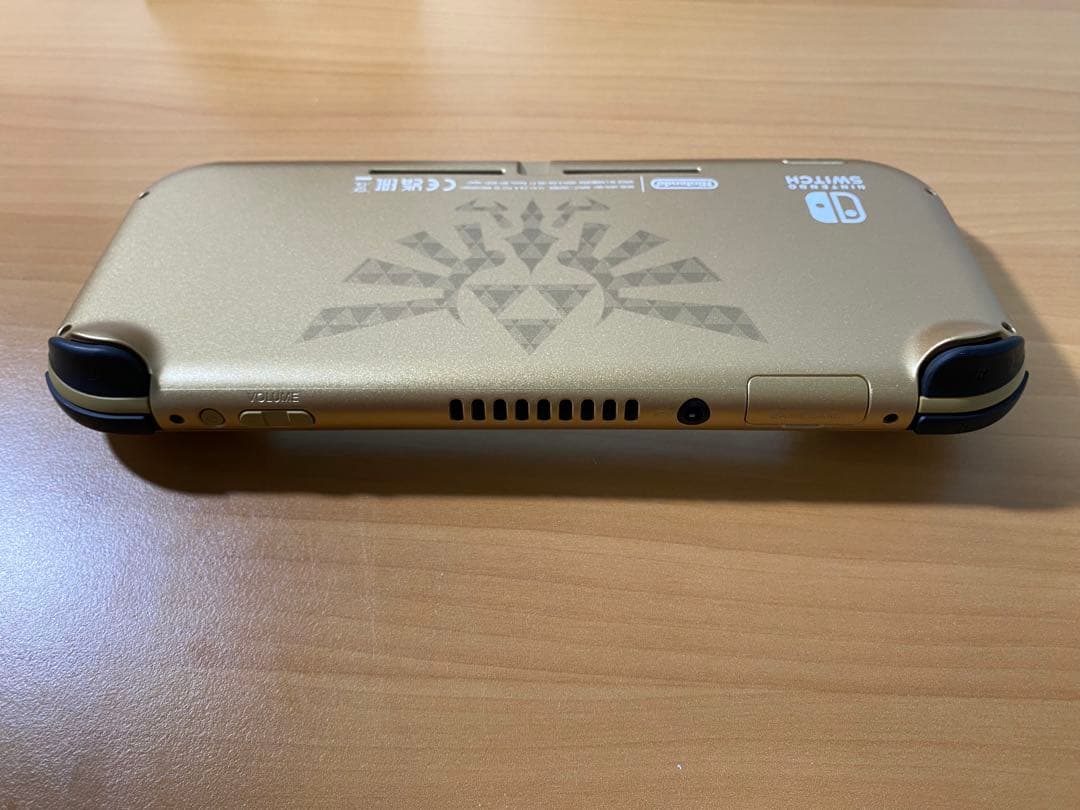 【美品】Nintendo Switch Lite ゼルダの伝説ハイラルED