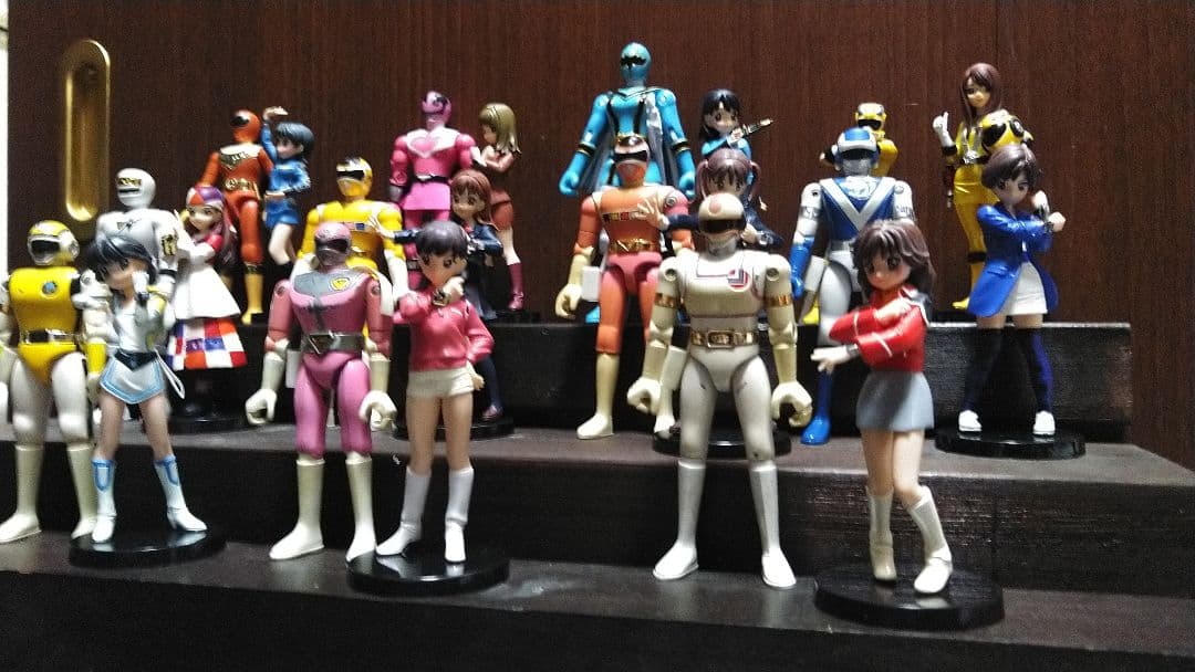 ポピー★バンダイ★ガールズインユニフォーム★超合金ヒーロー★22体セット