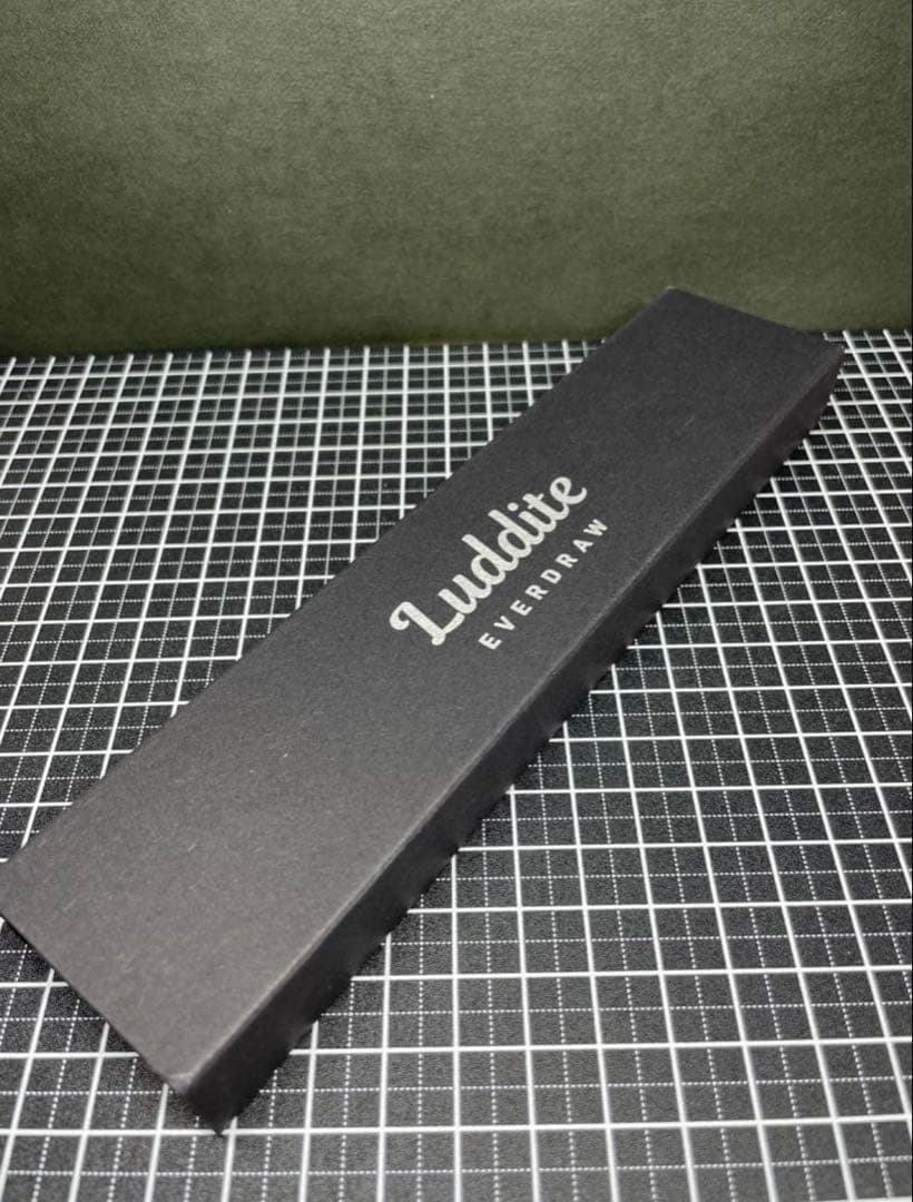 ラダイト　エバードロー銘木　本花梨瘤