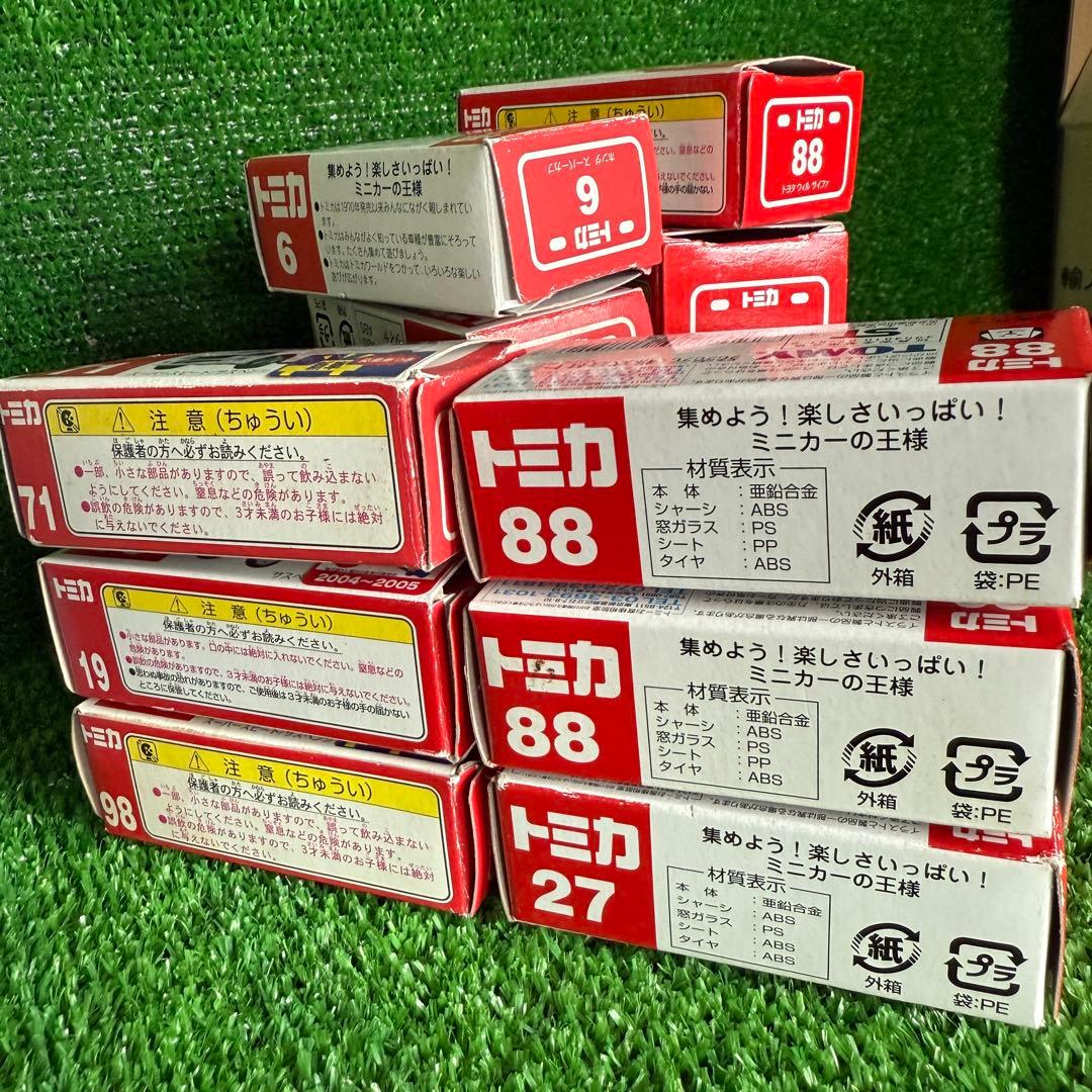 【A0275】未使用保管品 トミカ 赤箱 14台セット