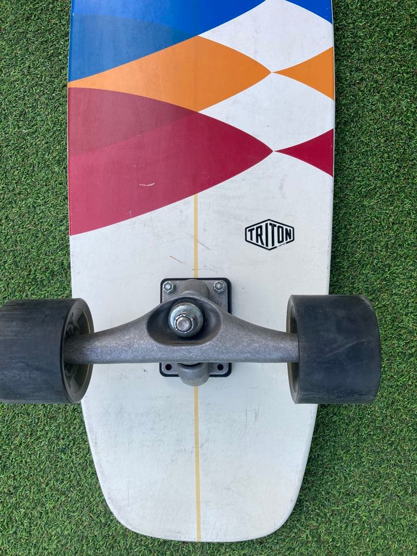 カーバーサーフスケート 30\" TRITON