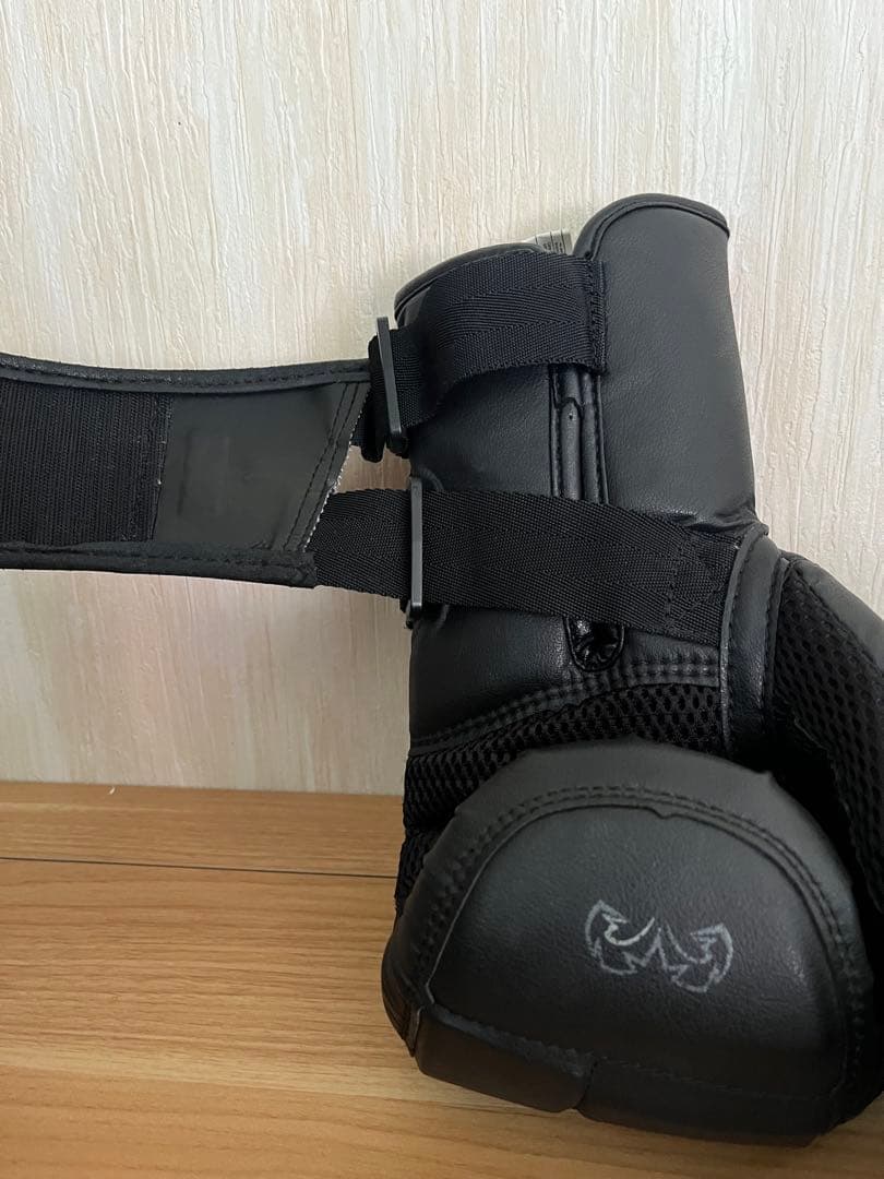 RIVAL INTELLISHOCK RB10ボクシンググローブ M