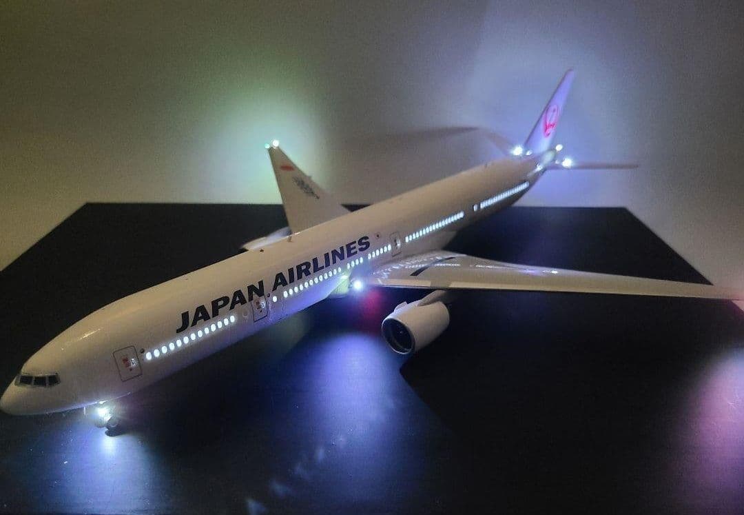 JAL Boeing 777-300 LED仕様完成品