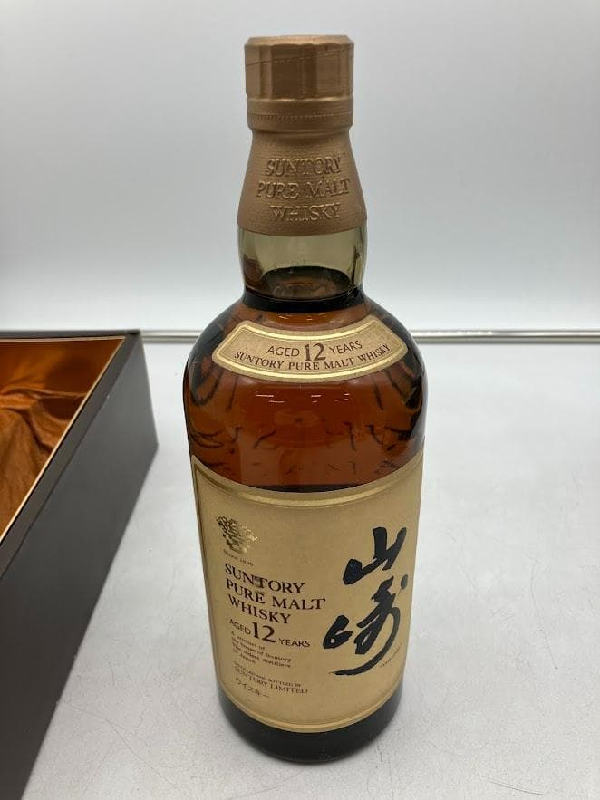 サントリー　ピュアモルト　ウィスキー　山崎12年