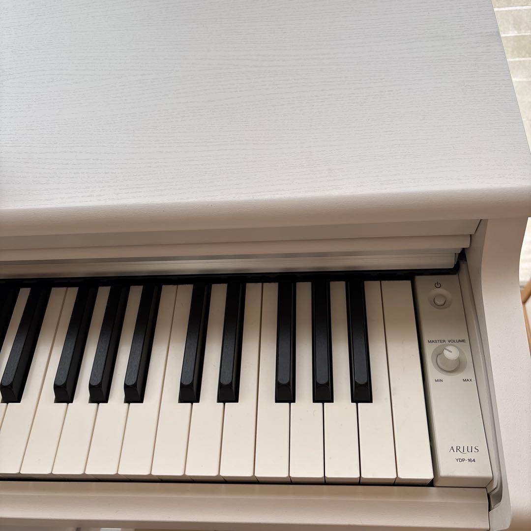 電子ピアノ　YAMAHA ARIUS YDP-164 現地取引