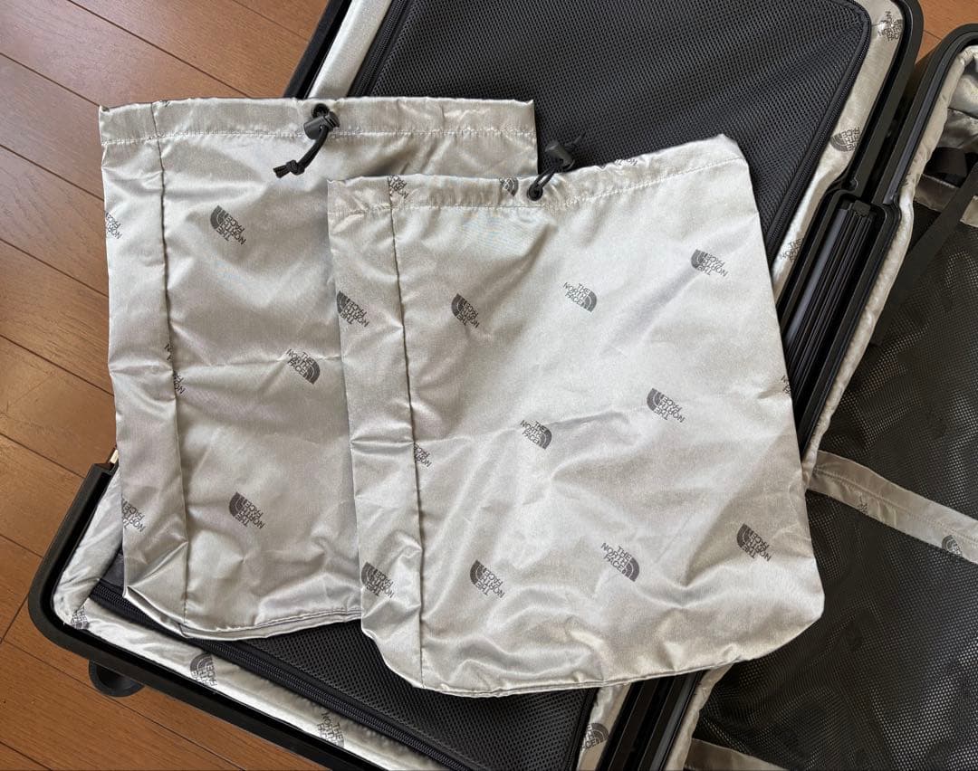 The North Face キャリーカートニュートープグリーン30インチ70L