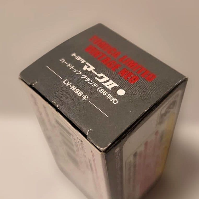 トミカ LV-N98a トヨタ マークII ハードトップ グランデ 86年式