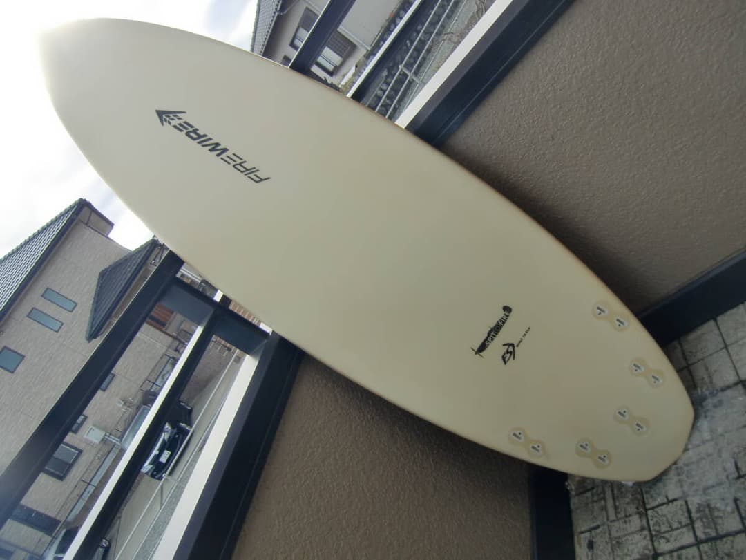 ファイヤーワイヤー　firewire spitfire サーフボード