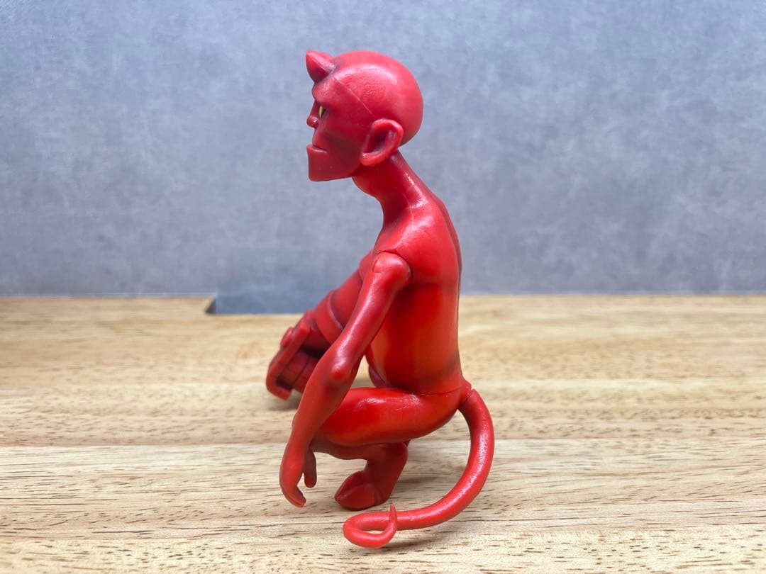 ベビーヘルボーイ 1/6スケールフィギュア