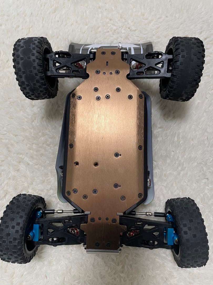 売切セールWltoys 144010 75km/h ブラシレスモーターキャンプ