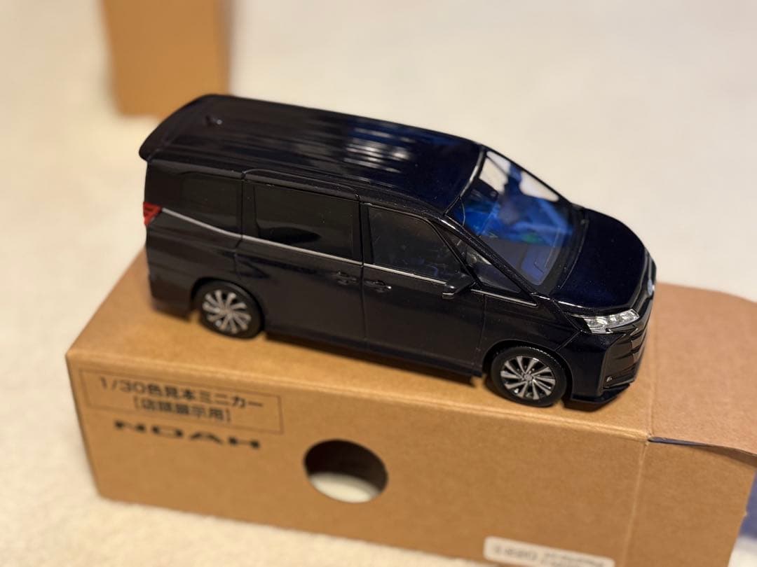 ノア　NOAH カラーサンプル　非売品