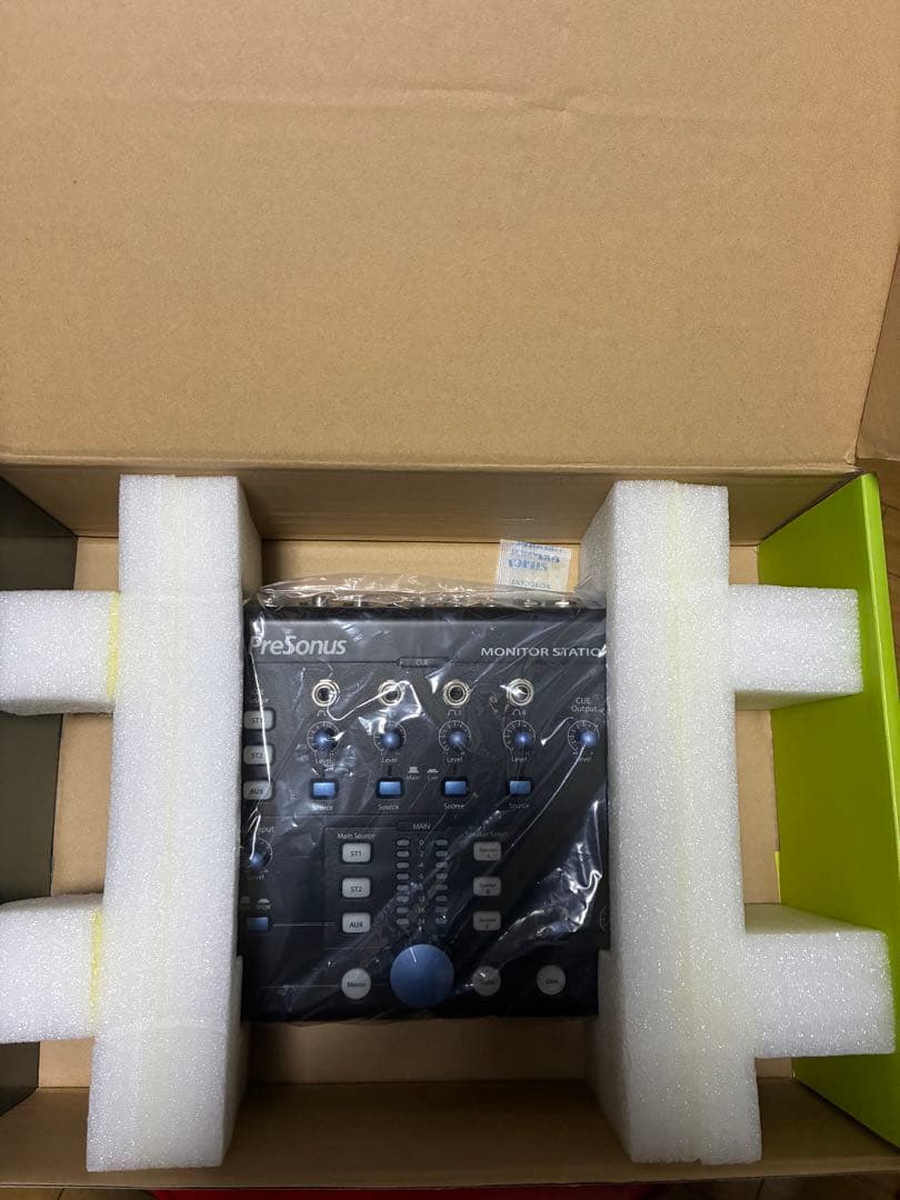 PRESONUS Monitor Station V2 動作未確認