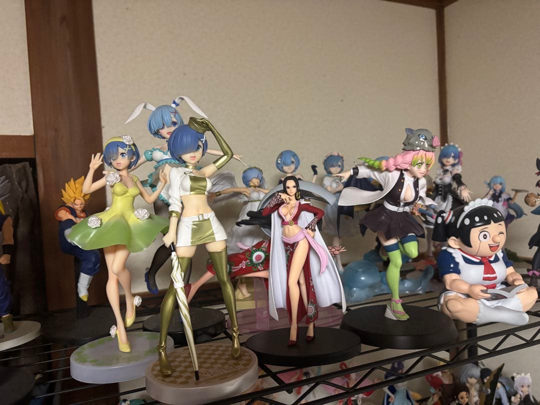 最終値下げキャラクターフィギュア127体まとめ売り