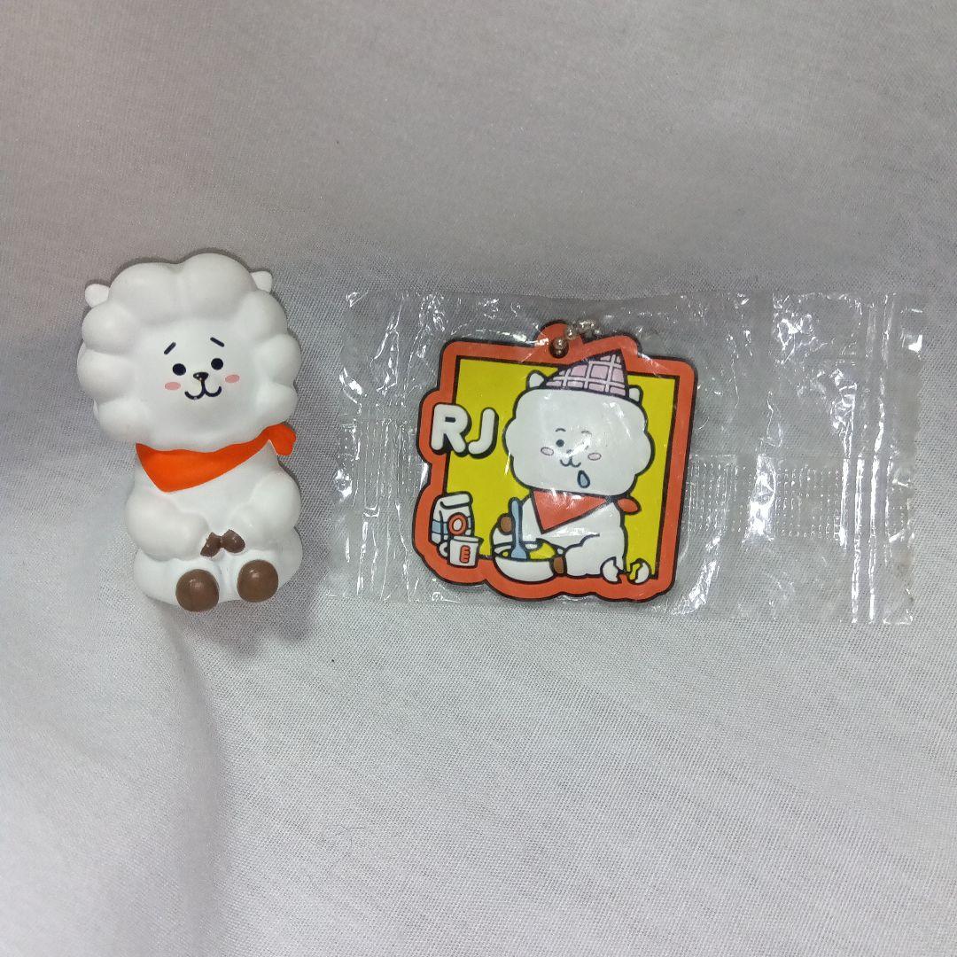 BTS　BT21　クッション/ぬいぐるみ/マガジン/ボールペン/etc.２２点