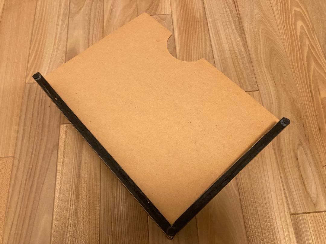 m&m custom performance furniture ペーパーラック