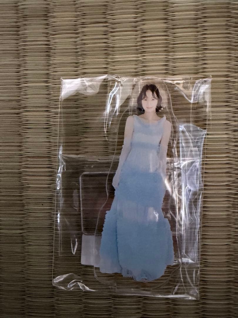 南沙良 2026サイン入りカレンダー！アクリルスタンド！アクリルチャームセット！